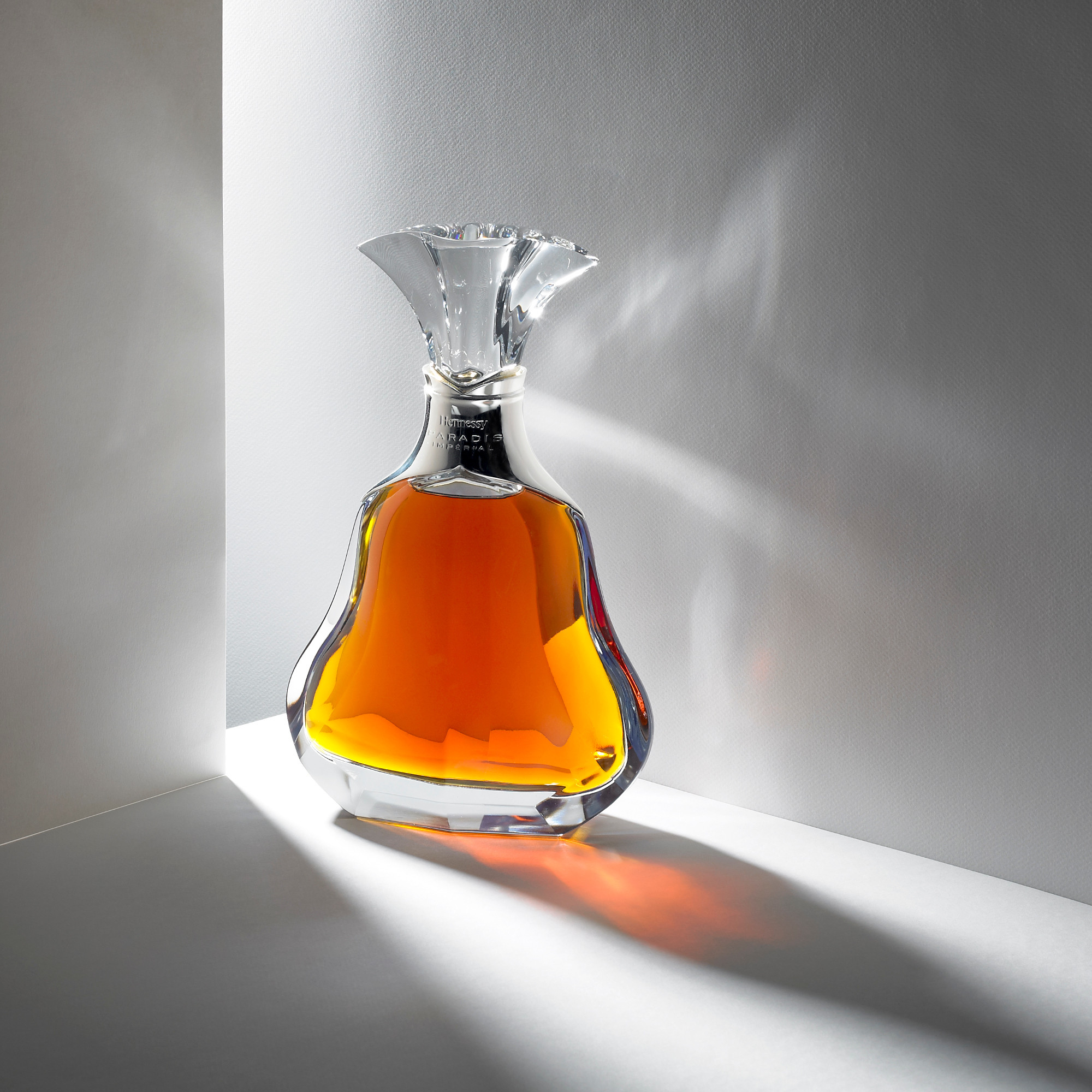Hennessy Paradis Imperial 2.0 - Precision in Craftsmanship 