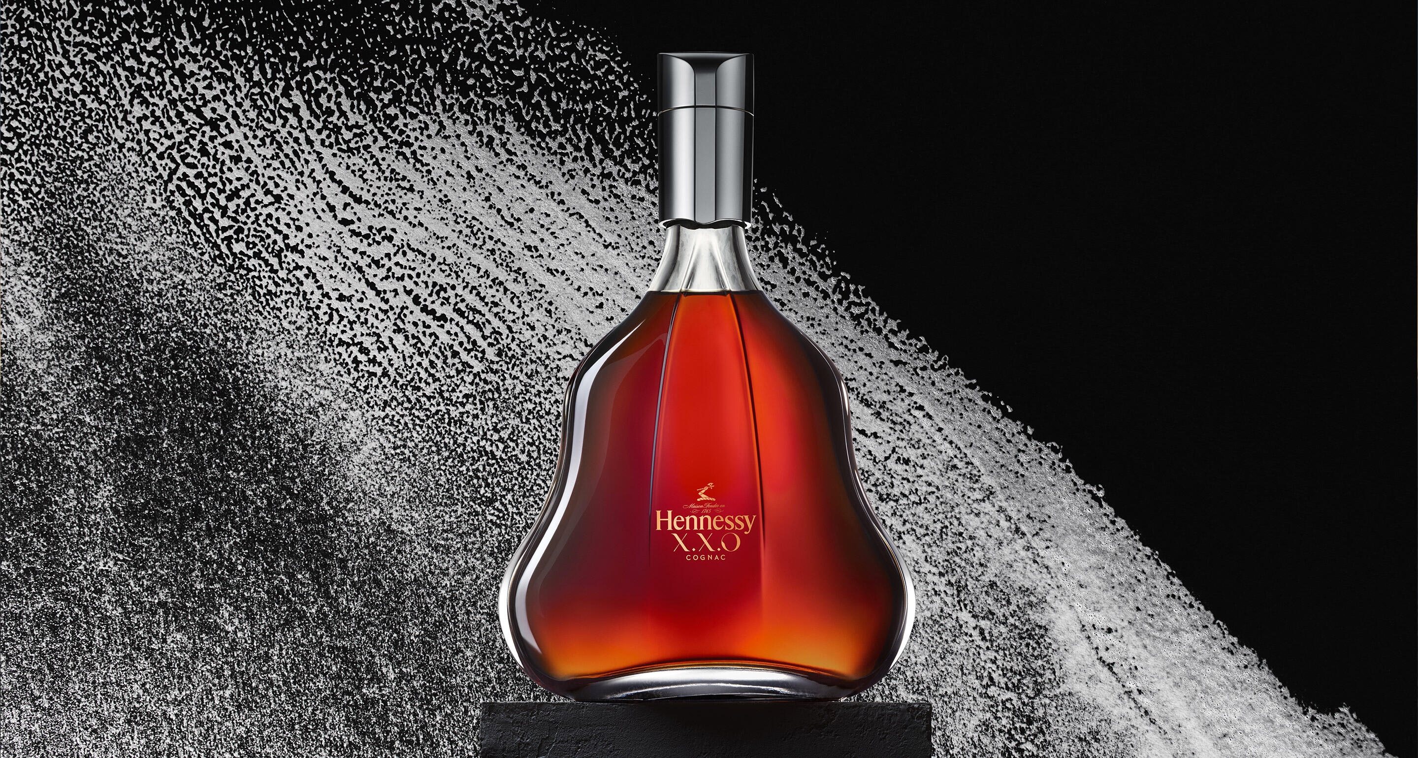 HENNESSY X.X.O