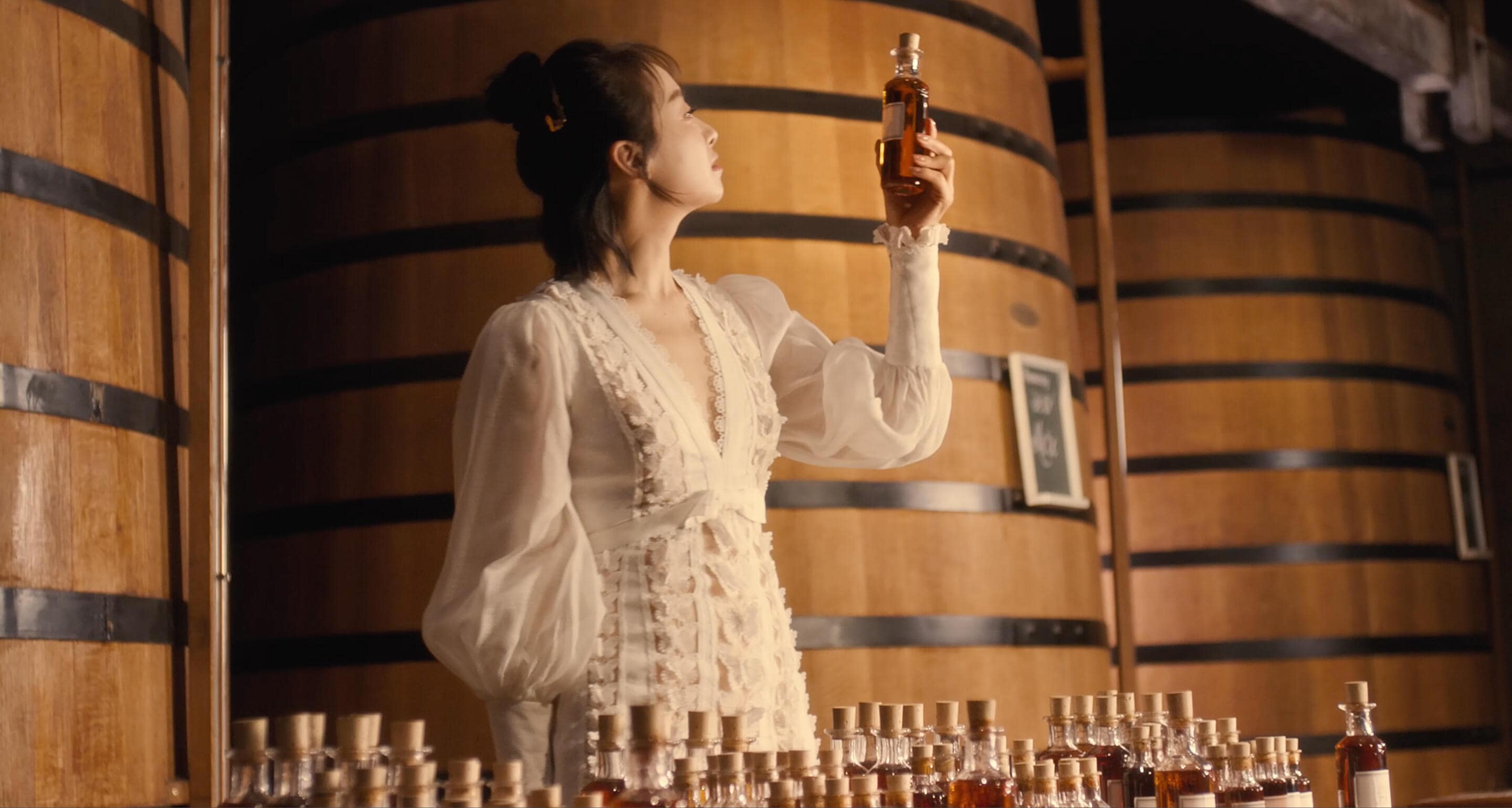 Victoria Song and Yiwei Zhou Visit the Hennessy Estate