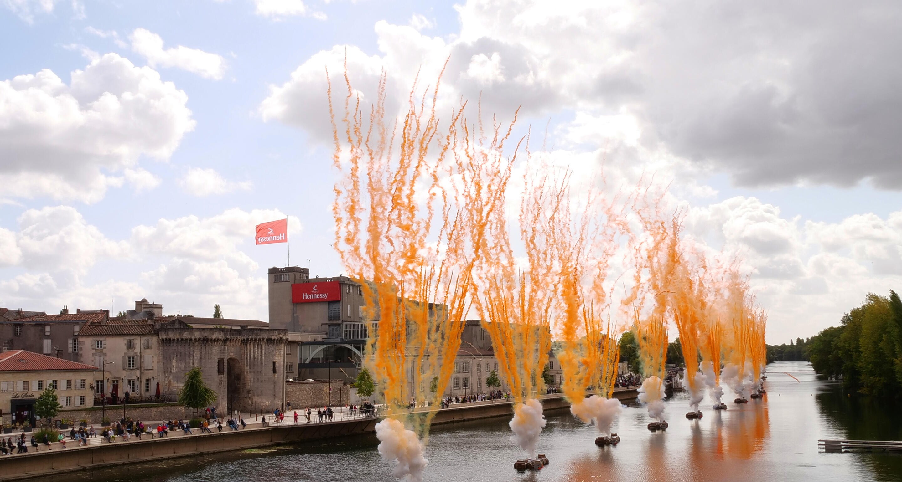 CAI GUO-QIANG LIVE EVENT IN COGNAC, FRANCE