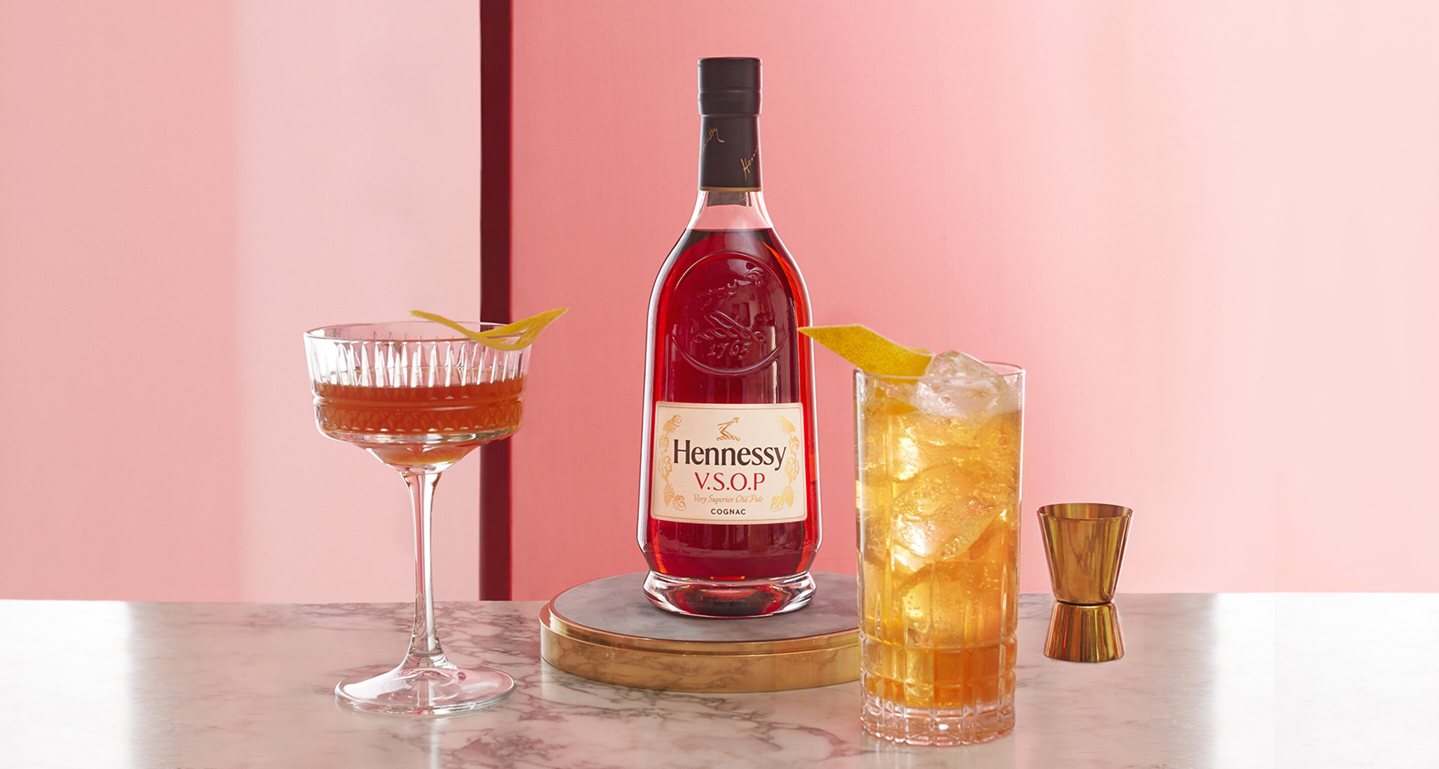 HENNESSY-COCKTAIL-THE-SIDE-ROAD