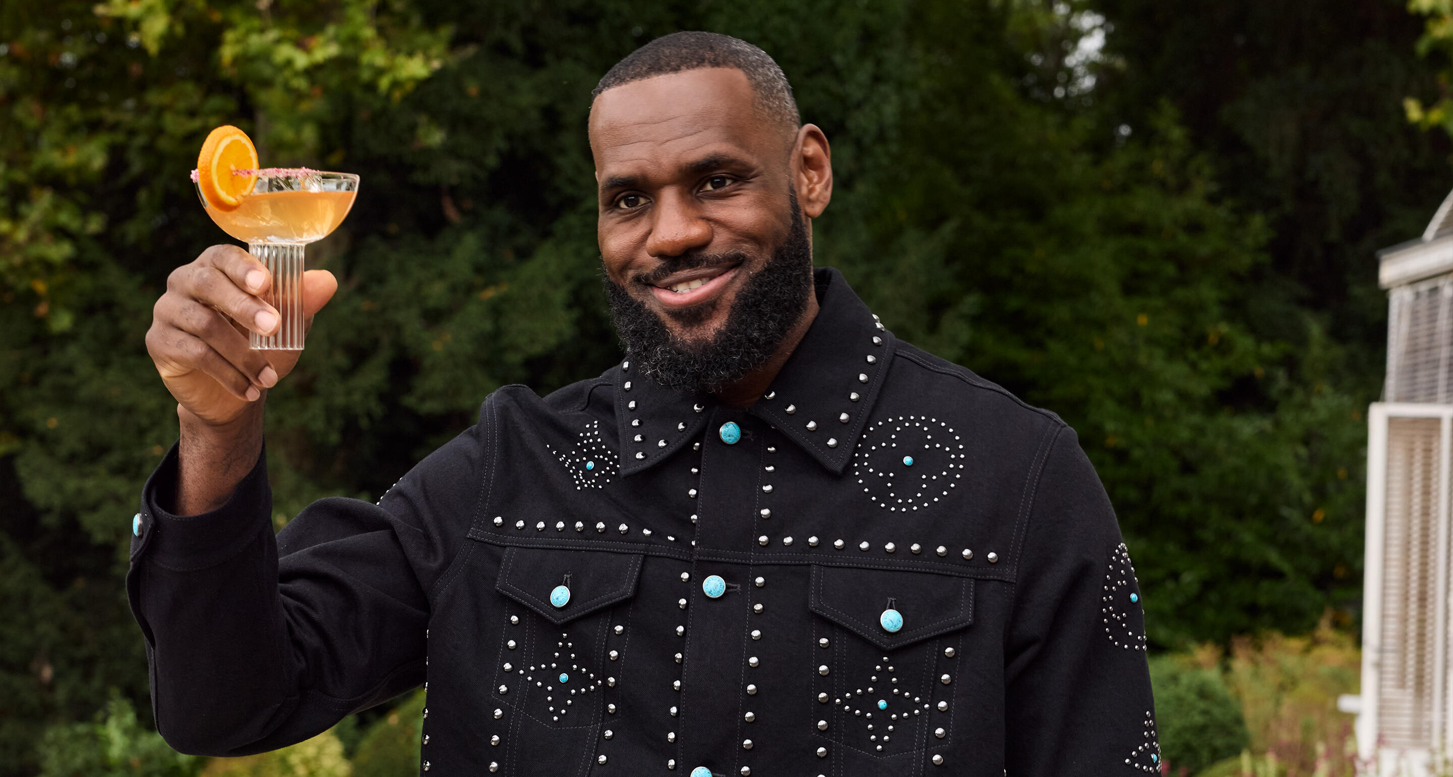 hennessy-h23-bts-image4-final_2880x1540 -2