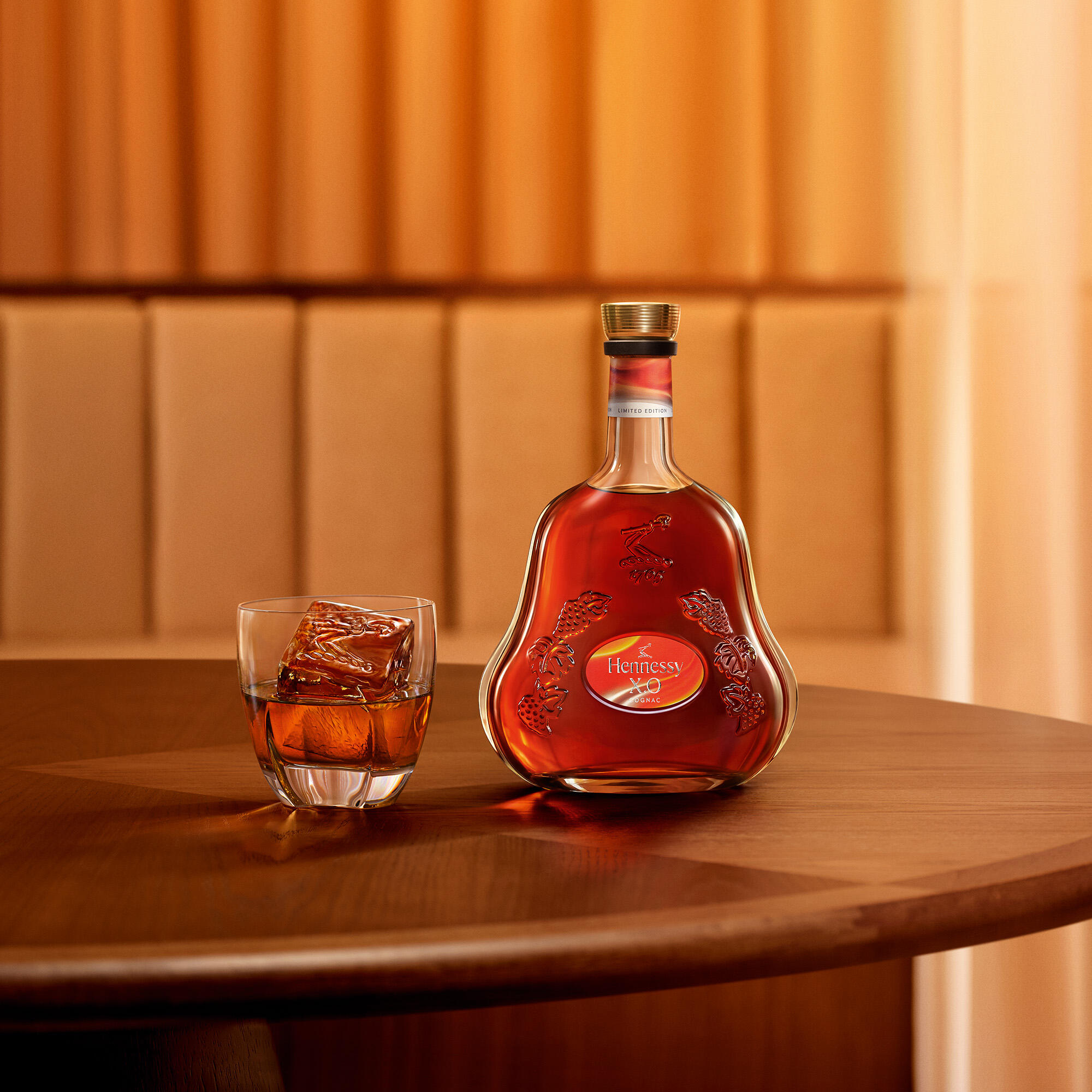 4_hennessy_maf_02_0225_r4-srgb_2000x2000.jpg 